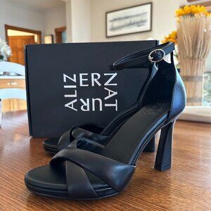 "NIB" Naturalizer Lizbeth Black Lea 8.5M